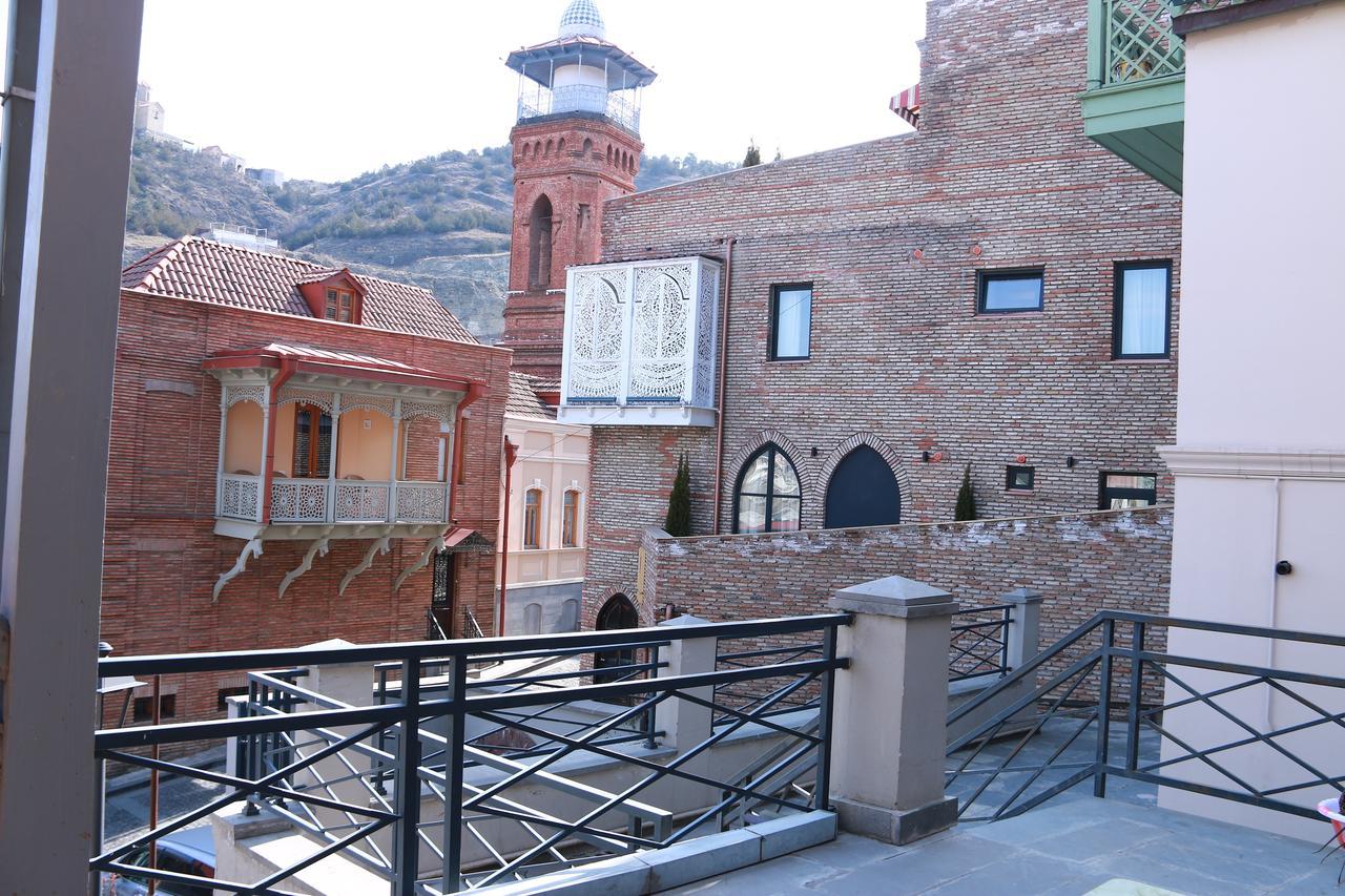 Apartment Nino Botanical Tbilisi Exteriör bild