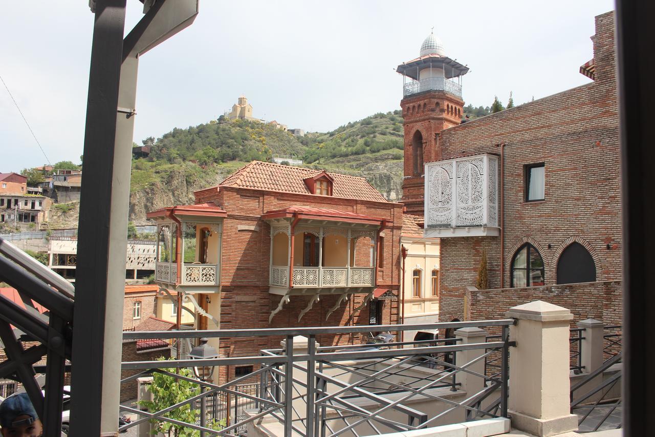 Apartment Nino Botanical Tbilisi Exteriör bild