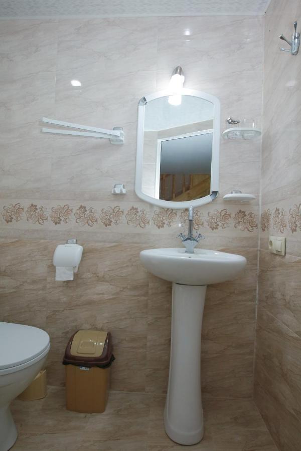 Apartment Nino Botanical Tbilisi Exteriör bild
