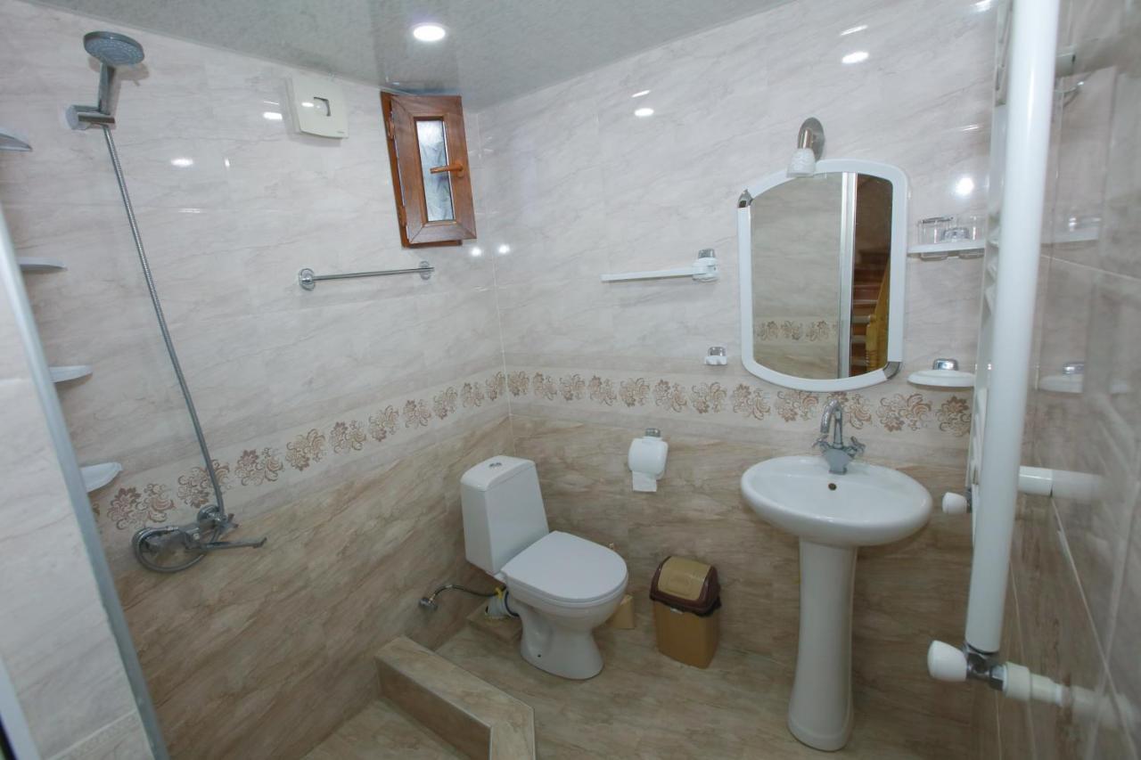 Apartment Nino Botanical Tbilisi Exteriör bild