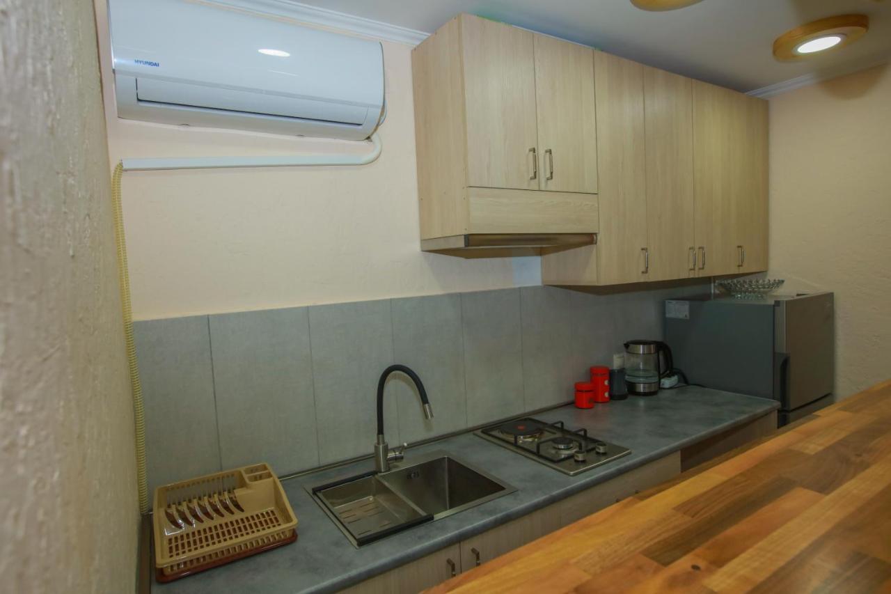 Apartment Nino Botanical Tbilisi Exteriör bild