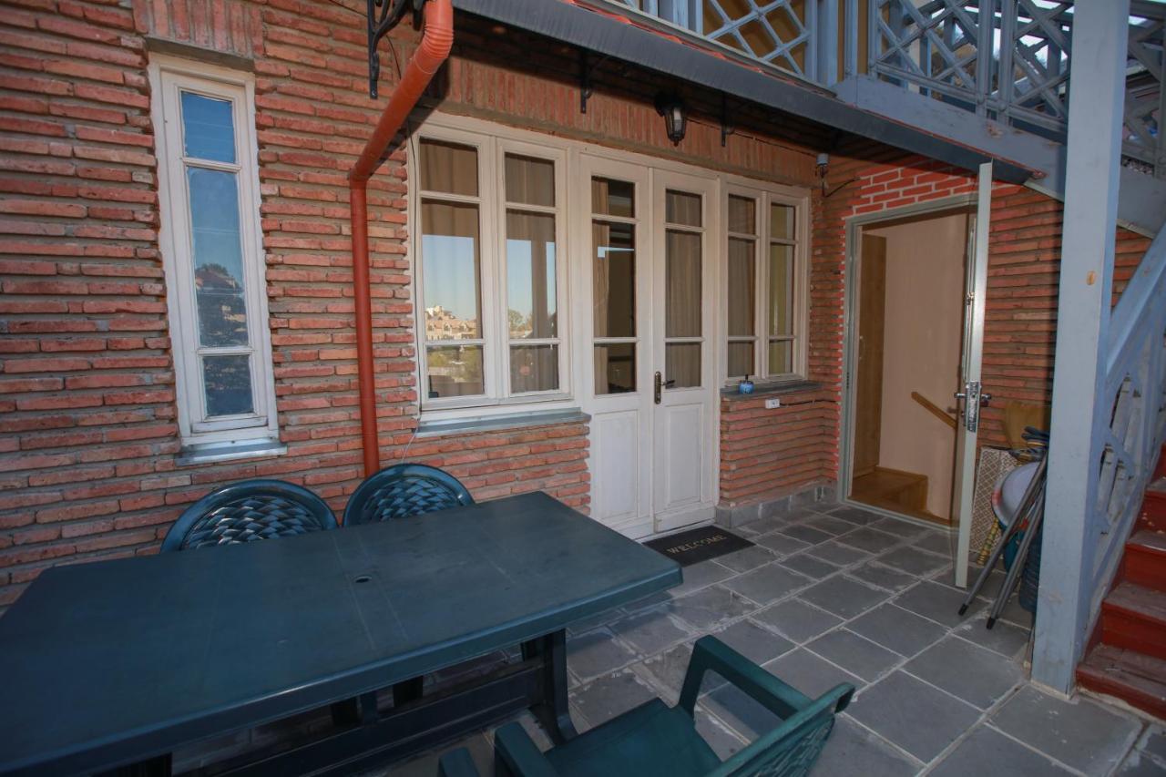 Apartment Nino Botanical Tbilisi Exteriör bild