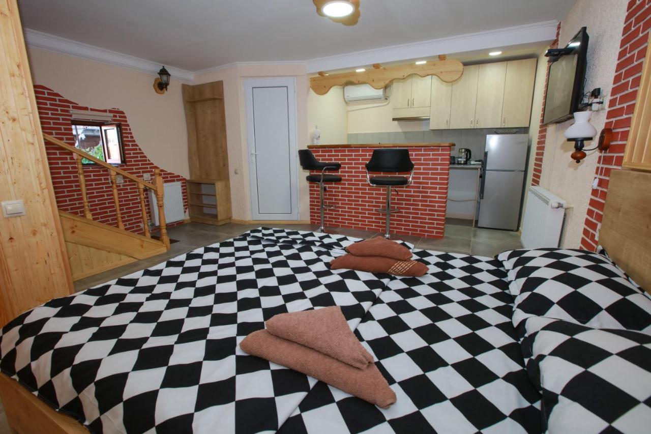 Apartment Nino Botanical Tbilisi Exteriör bild